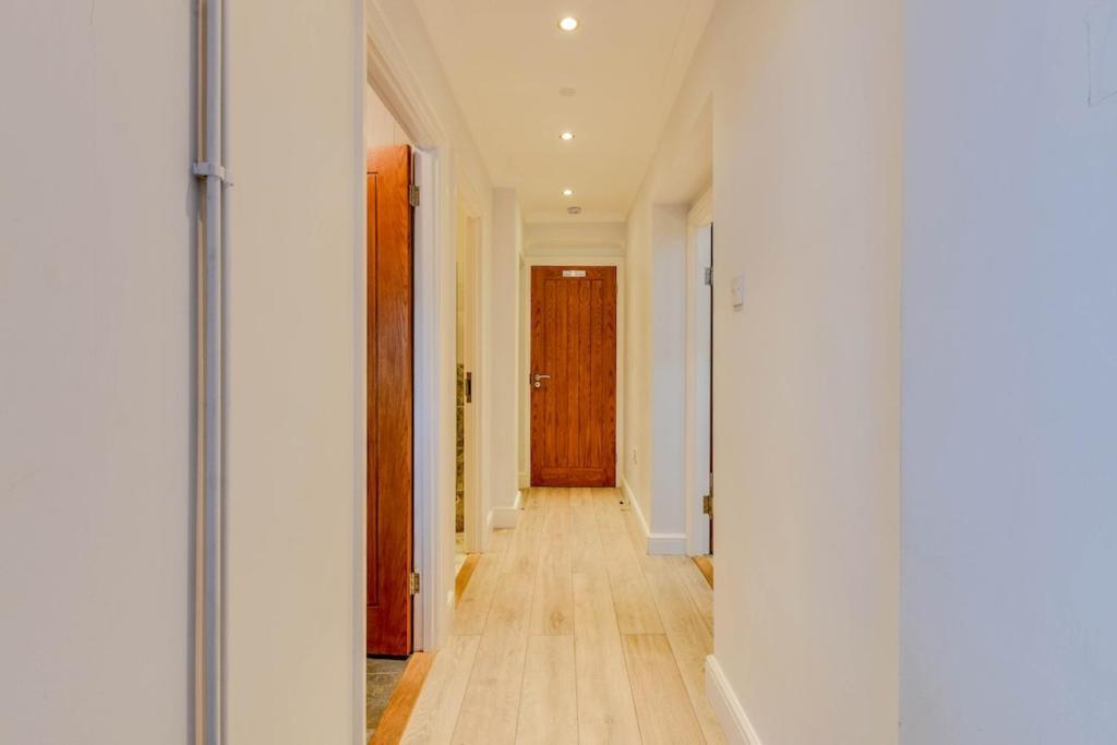 The Hideaway @ Flagham Cottage. Malmesbury Bagian luar foto
