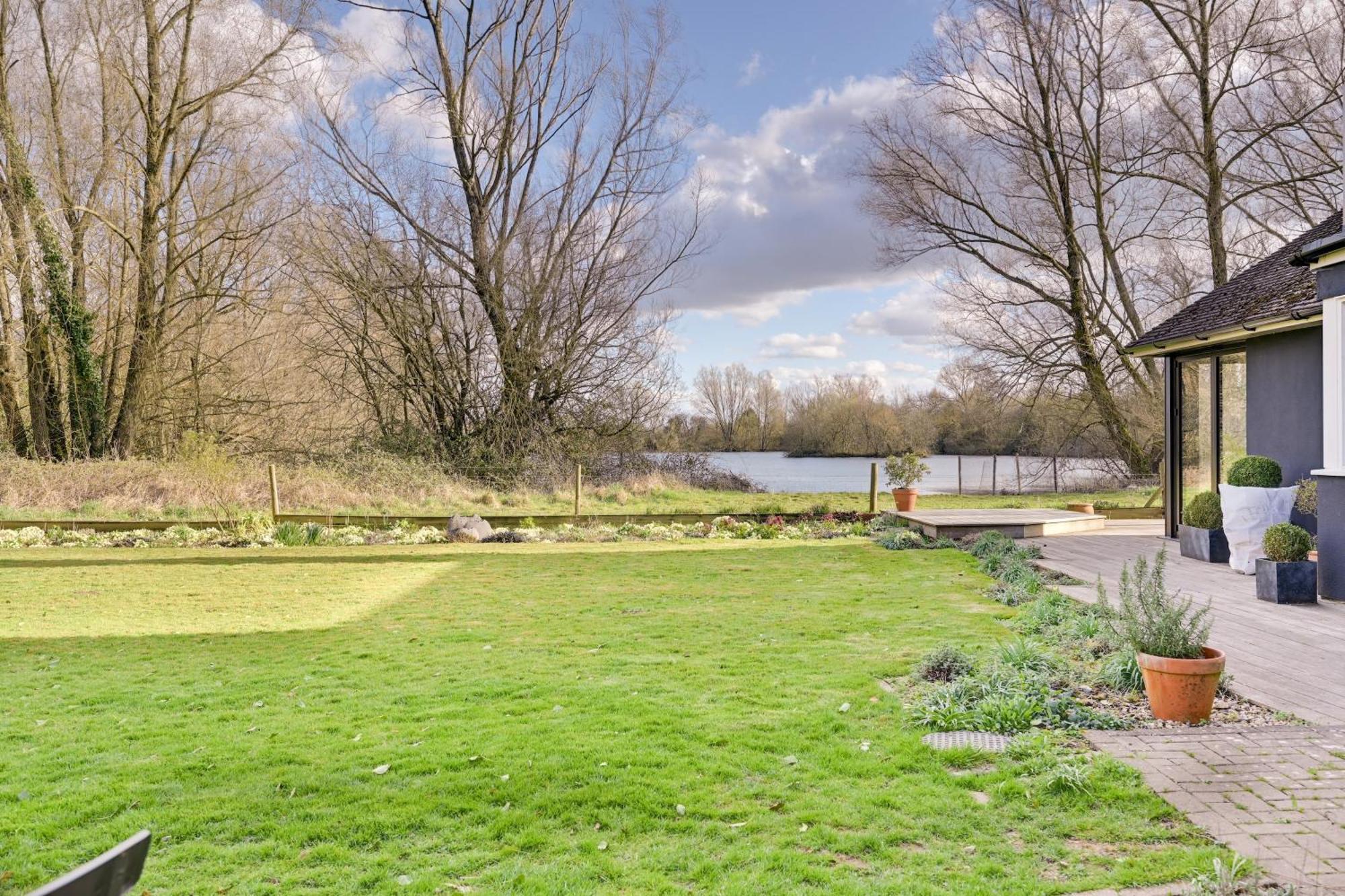 The Hideaway @ Flagham Cottage. Malmesbury Bagian luar foto